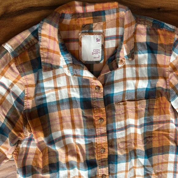 SO Orange and White Plaid Flannel Button Down Shirt size Small - Picture 2 of 2